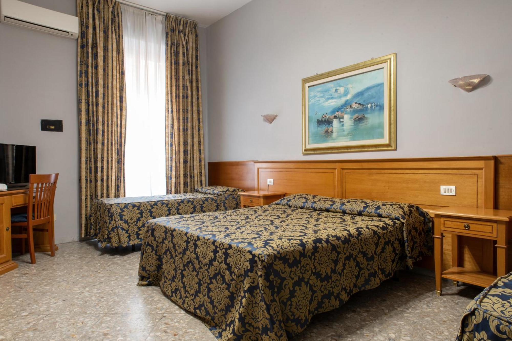 Hotel Philia — Foto’s 1